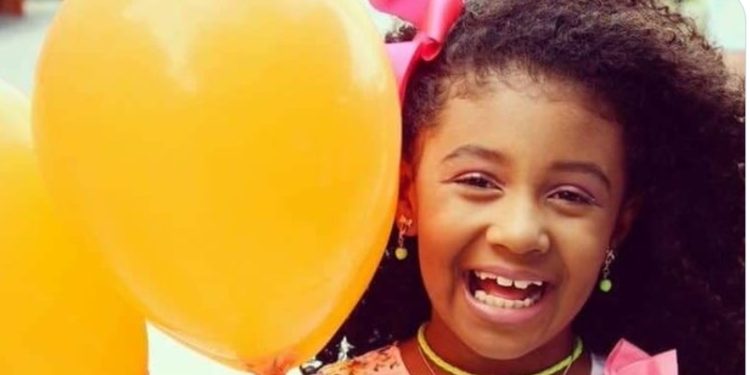 Ágatha, menina de 8 anos assassinada por bala perdida no Rio
