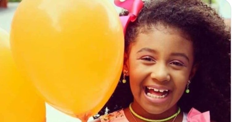 Ágatha, menina de 8 anos assassinada por bala perdida no Rio