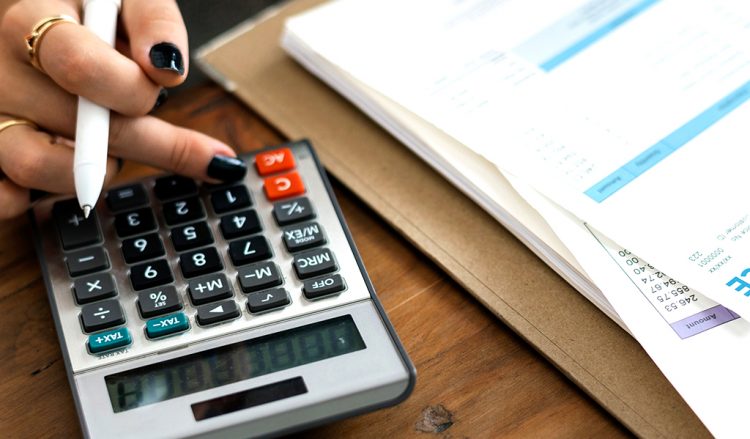 Dicas para administrar finanças pessoais