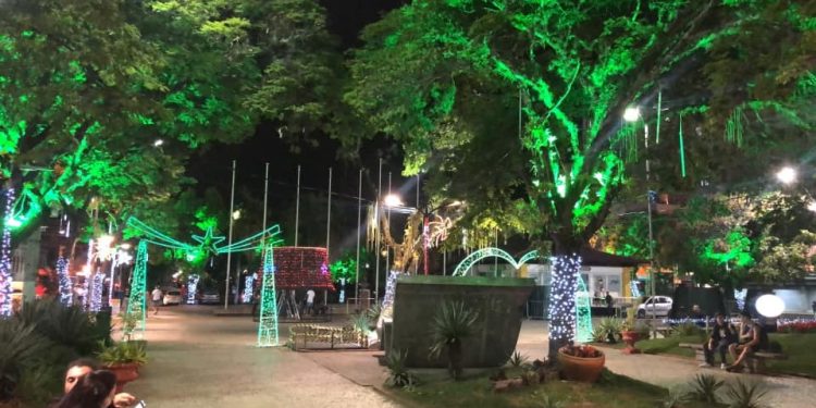 Decoração natalina em Nova Friburgo