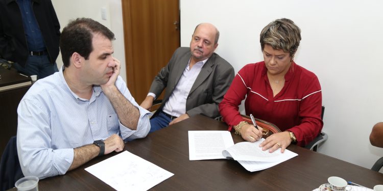 Aureo Ribeiro e Francimara Lemos