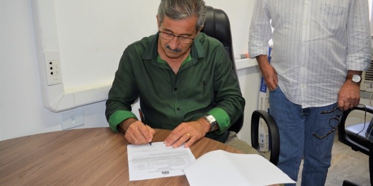 Prefeito de Presidente Kennedy (ES)