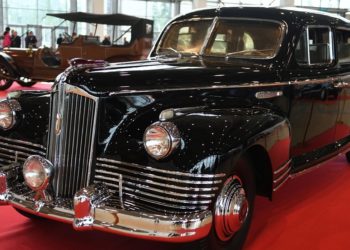 Modelo da Limusine que pertenceu a Stalin