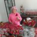 Rosinha Garotinho fabricando panetones