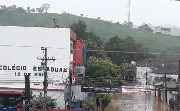 Cidades inundadas na região Sudeste