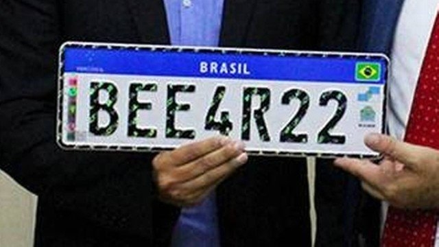 Placa de carros Mercosul