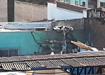 Queda de aviao