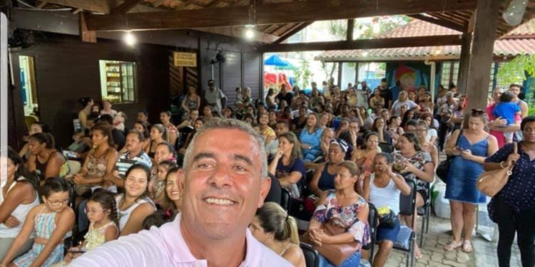 Secretário de Educação de Macaé-RJ Guto Garcia