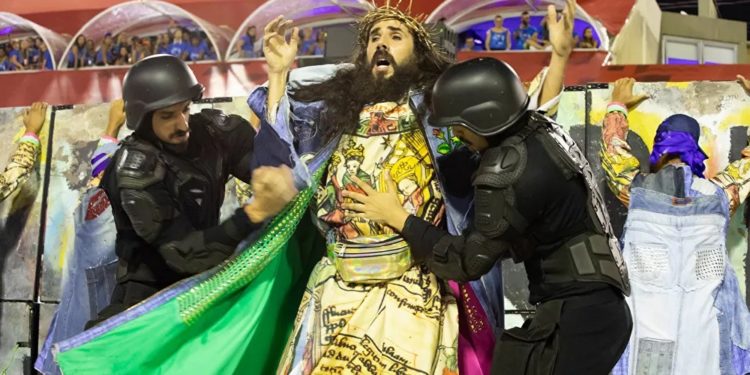 Representação de Jesus no desfile da Mangueira