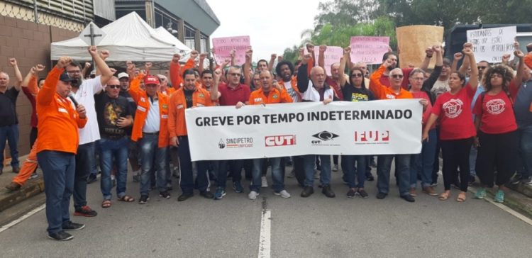 Petroleiros em greve
