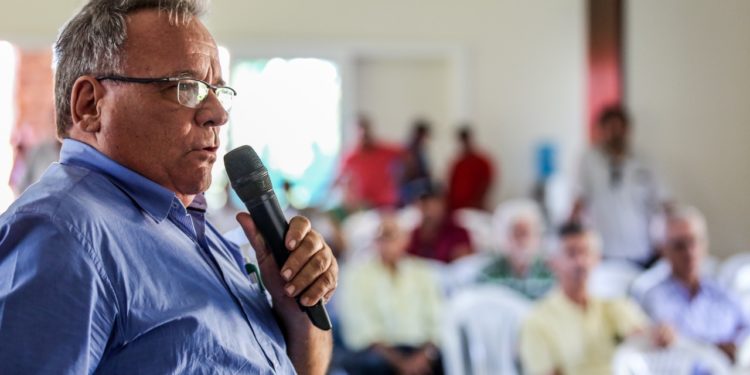 Produtor rural Tito Inojosa