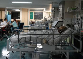 Leitos superlotados em hospitais