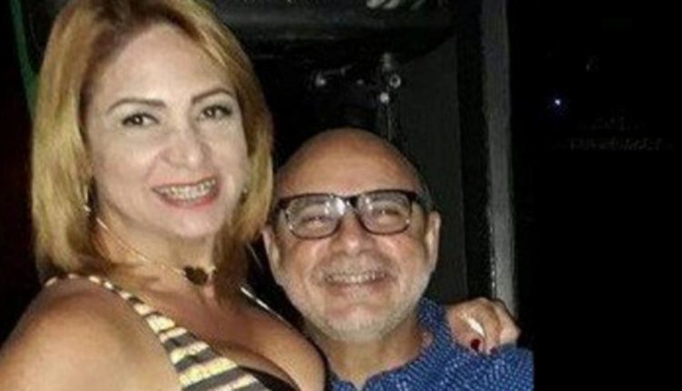 Queiroz e esposa