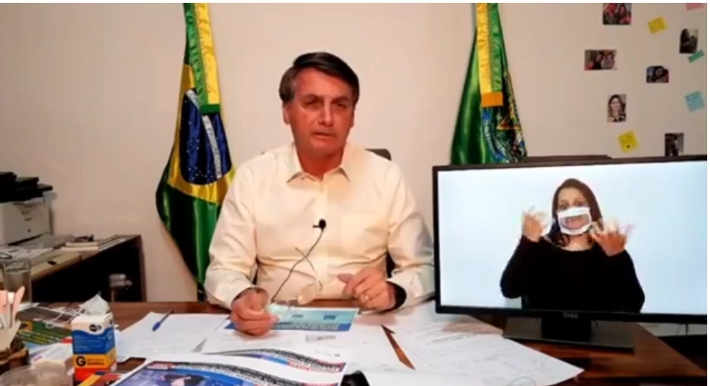 Bolsonaro durante live