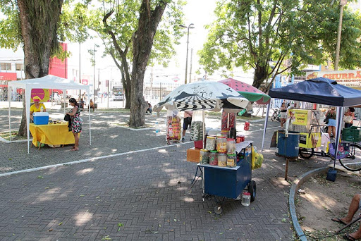 Comércio informal em Macaé