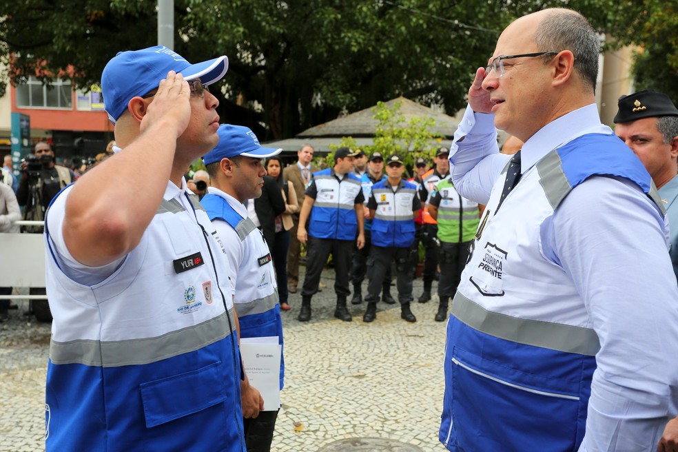 Escola Cívico-Militar