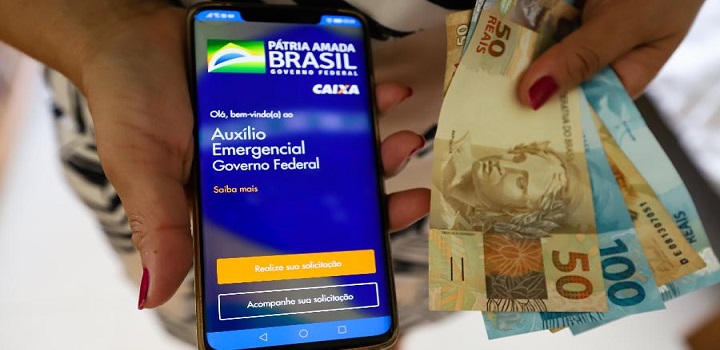 Inscritos no Bolsa Família com cartão de final 8 também recebem