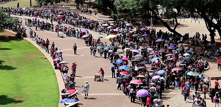 Trabalhadores vivem tempos difíceis no atual cenário econômico (foto - Vanessa Nicolav/BdF)