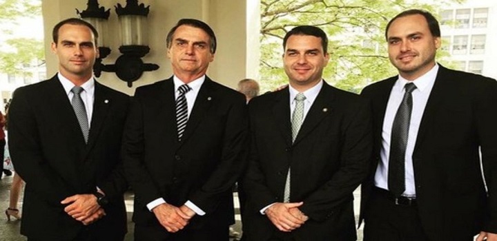 Família Bolsonaro se articula para eleições 2020
