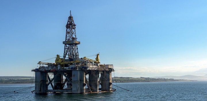 Petróleo em 2025: projeções de queda na cotação em 2025.
