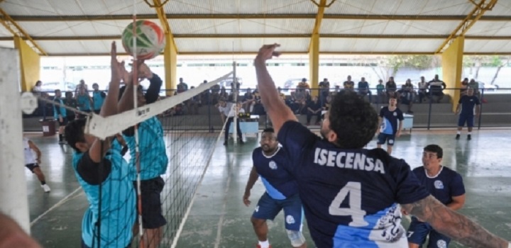 Voleibol Isecensa retorna competiçoes