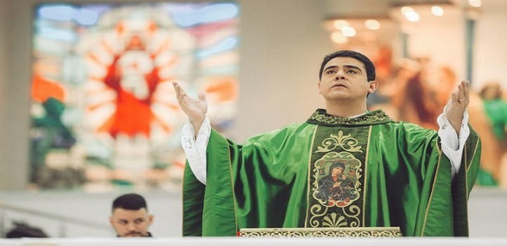 pADRE rOBSON RECEBEU DOAÇÕES DE R$ 3 MILHÕES