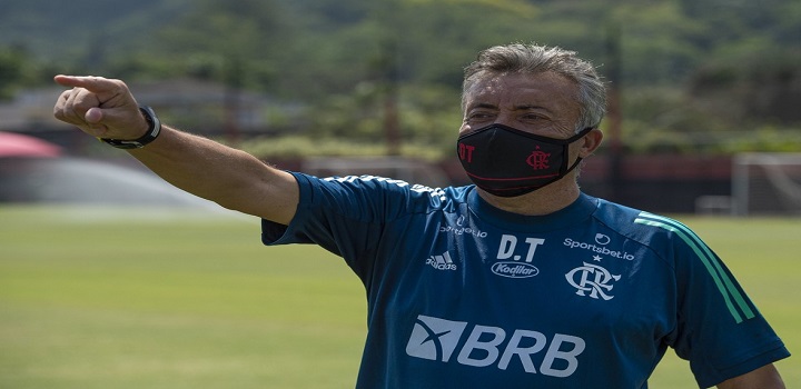 iMPRENSA INGLESA CRITICA FUTEBOL NO BRASIL
