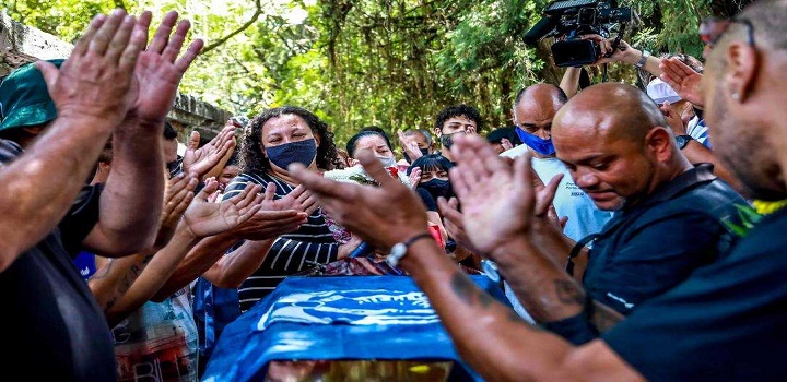 Enterro de João Alberto