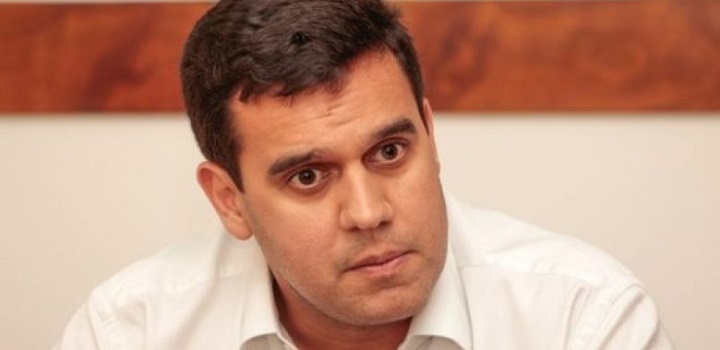 Rafael Diniz autoriza reajuste de tarifa de água