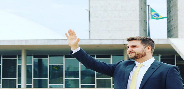 Wladimir renuncia para assumir a Prefeitura de Campos