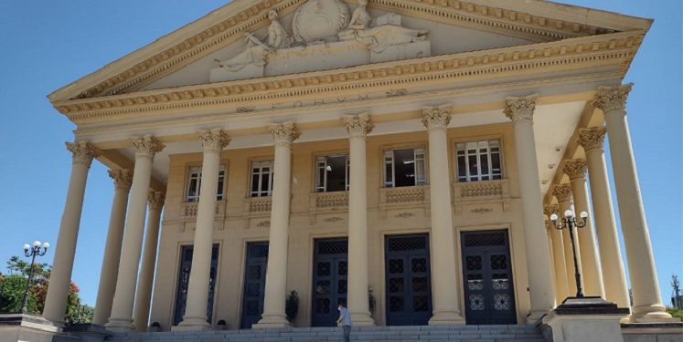 Campos dos Goytacazes-RJ: Wladimir Garotinho tenta antecipar receita para cobrir rombo financeiro