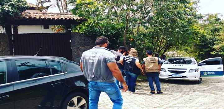Buzios: Prefeitura interrompe festas clandestinas