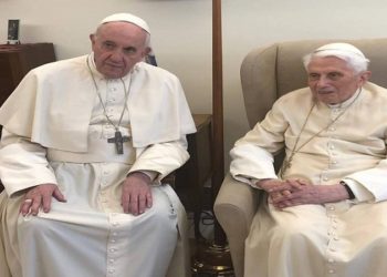 Papa Francisco e Bento XVI