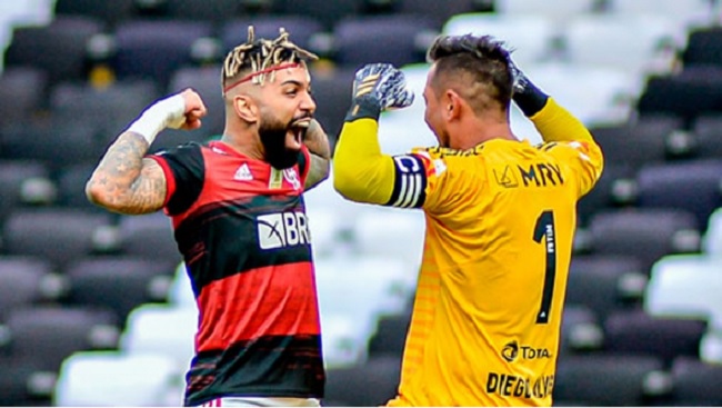 Flamengo goleia o Santos