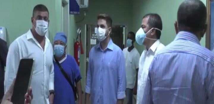 Prefeito Wladimir Garotinho faz vistoria nos principais hospitais de Campos no 2º dia de governo