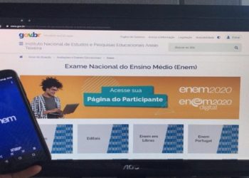 Candidatos fazem o Enem Digital