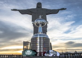 Taça Libertadores chega ao Cristo Redentor