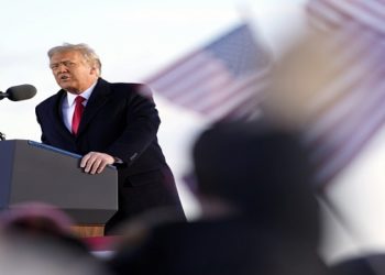 Trump deixa a Casa Branca