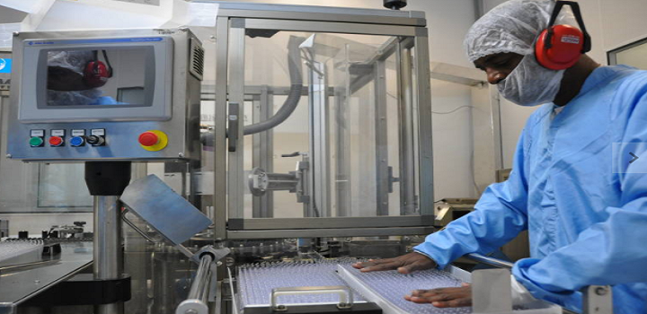 O governo enviou uma carta à fabricante AstraZeneca na qual dá aval para que empresas privadas brasileiras possam adquirir um lote de 33 milhões de doses de vacina