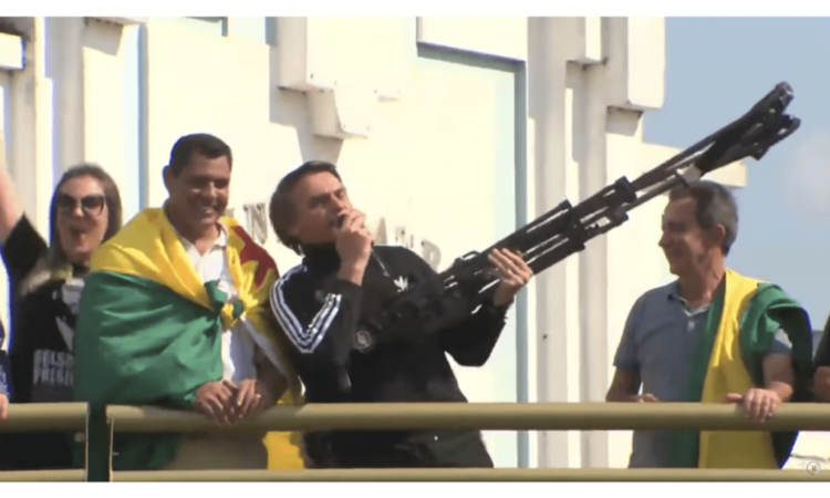 Jair Bolsonaro - Porte de Armas