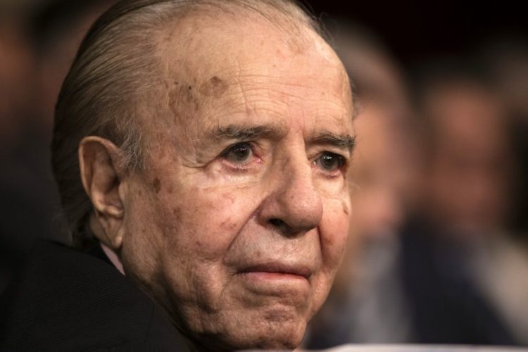 BUENOS AIRES, ARGENTINA - MARCH 01: Former President Carlos Menem looks on during the opening session of the 138th period of the Argentine Congress on March 01, 2020 in Buenos Aires, Argentina. (Photo by Ricardo Ceppi/Getty Images)