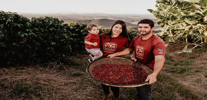 Produtor Fidélis José de Oliveira Rodolphi levou o 1º lugar nas categorias Natural e Cereja Descascado.