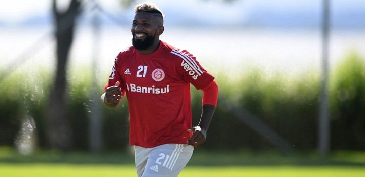 Rodinei jogará contra o Flamengo