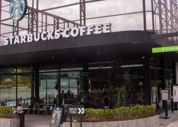 Starbucks inaugura seu primeiro drive-thru no Brasil