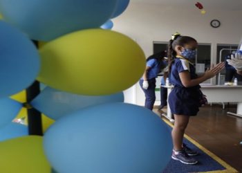 Volta às aulas SP surto de Covid-19
