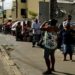 O governador do Rio, Cláudio Castro (PSC), sancionou uma lei que prevê multas entre R$ 3,7 mil a R$ 37 mil para quem furar a fila da vacina