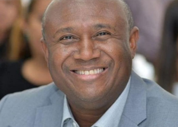 Morreu, na noite de sexta-feira (19), o vereador, cantor gospel e ex-integrante do Olodum, Irmão Lázaro (PL), de 54 anos,