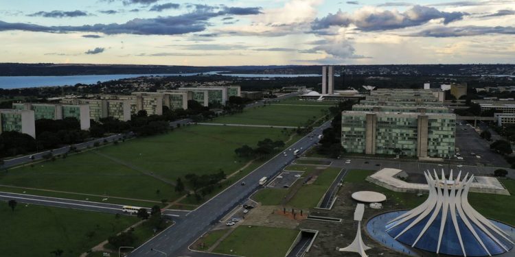 Mudanças no Ministério de Bolsoanro