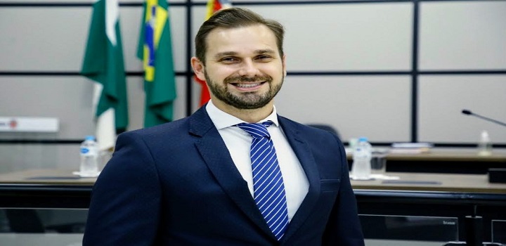 O vereador de Maringá Rafael Roza Camacho