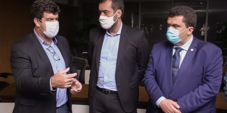 Prefeito de Macaé, Welberth Rezende com Claudio Castro e Chico Machado